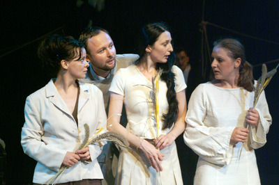 Három nővér Három nővér